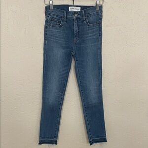 Denim Forum Skinny Cropped